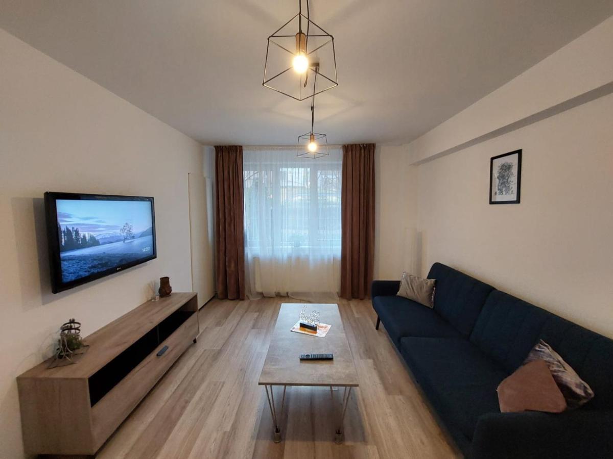 Youth Central Apartment Târgu-Mureş Eksteriør billede